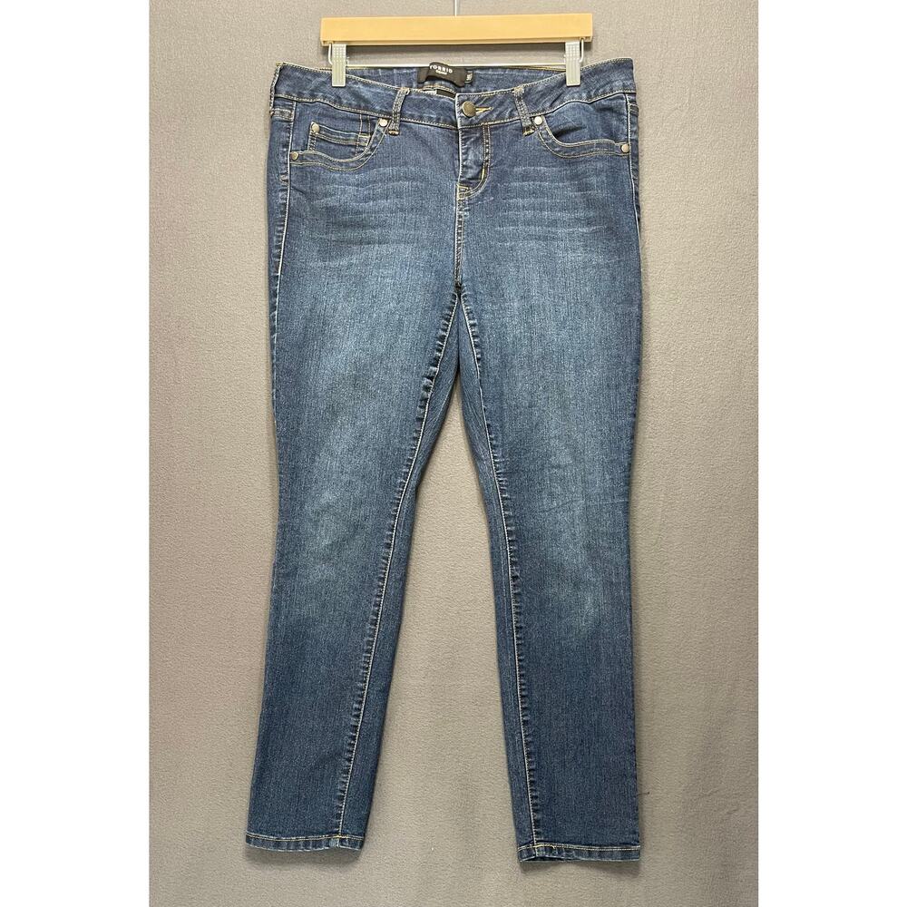 TORRID‎ medium-wash jeans sz 14S vintage-inspired chic laid-back effortless